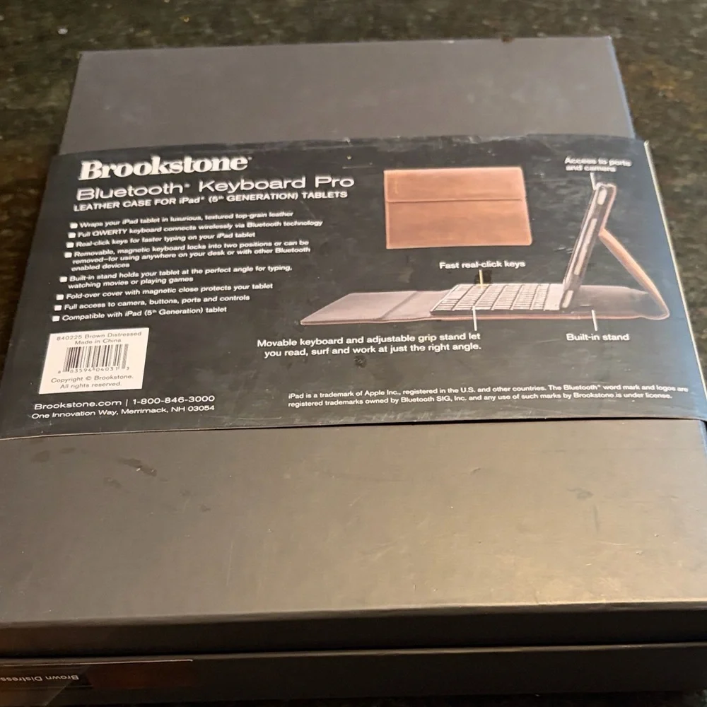 Brookstone Leather Keyboard Pro for iPad - Brown